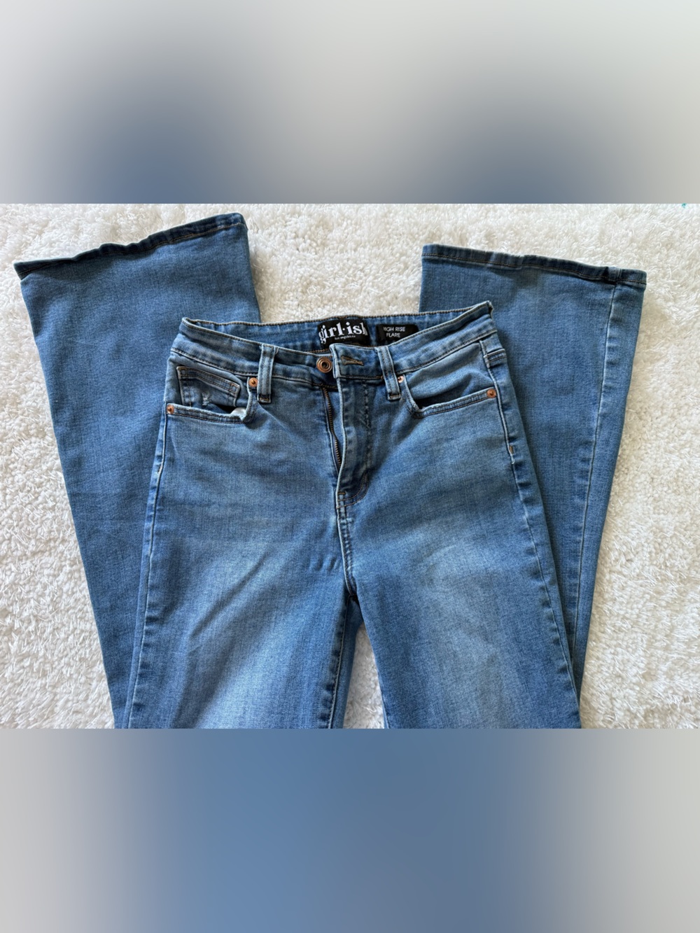 Medium Blue Flares